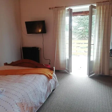 Bed & Breakfast Chez Sophie Et Gilles 3*